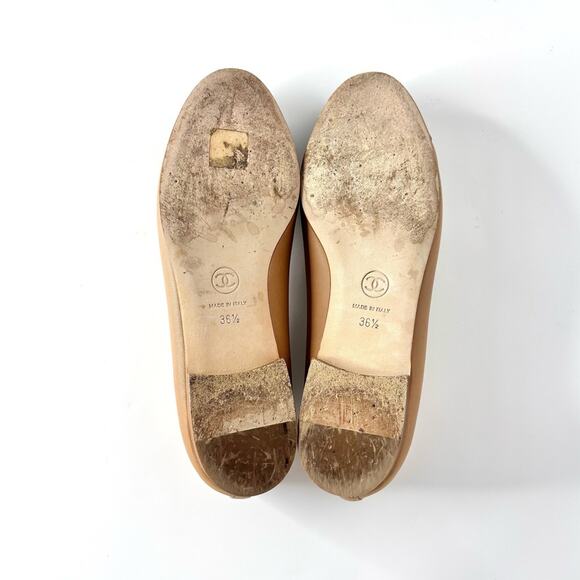 Chanel CC Logo Beige Black Leather Bow Embellished Ballet Flats 36.5 - Picture 6 of 11